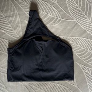 Alphalete asymmetrical bra size Medium